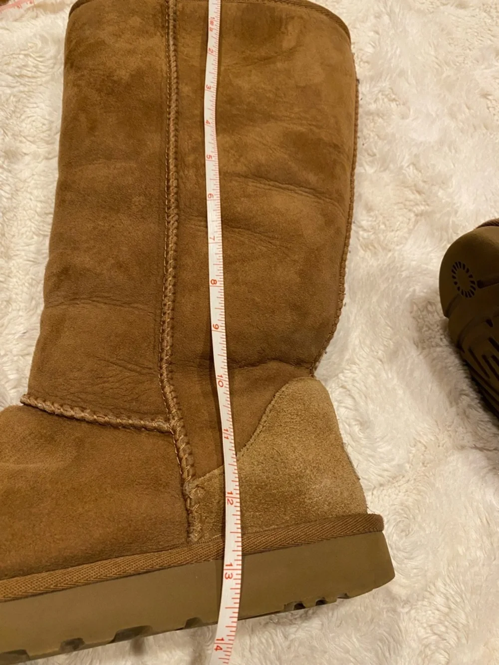 UGG Chestnut Suede Mid-Calf Sheepskin Cozy Boots size 10